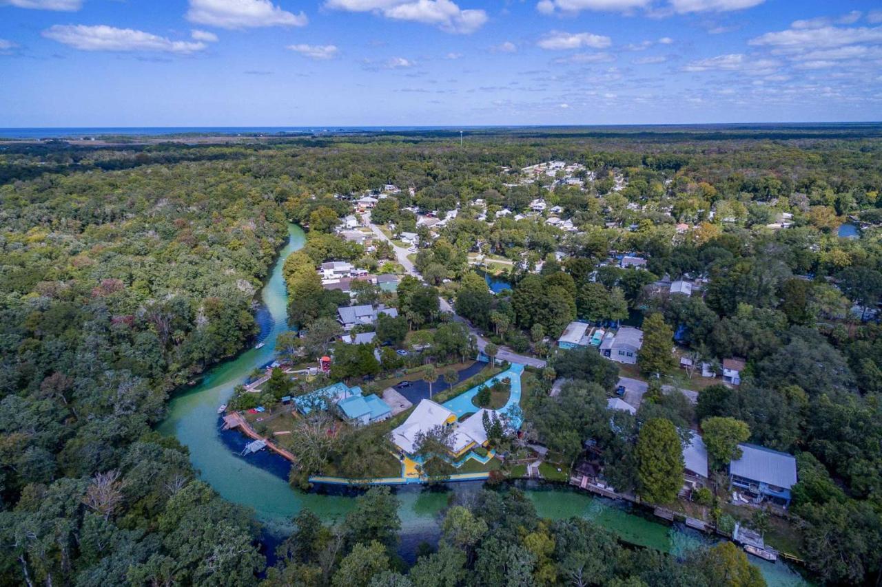Apartamento Pams Mermaid House With Riverfront Yard And Lanai! Weeki Wachee Exterior foto