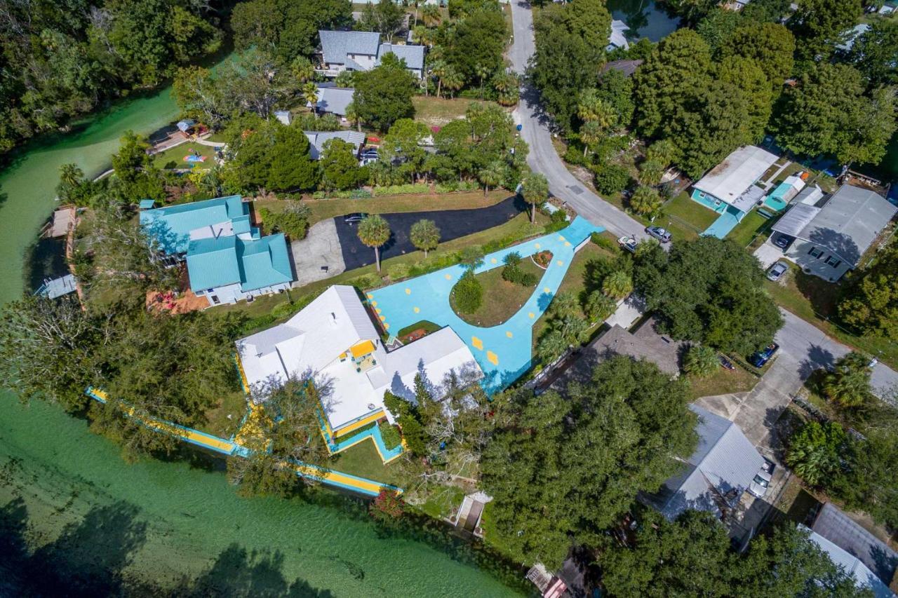 Apartamento Pams Mermaid House With Riverfront Yard And Lanai! Weeki Wachee Exterior foto