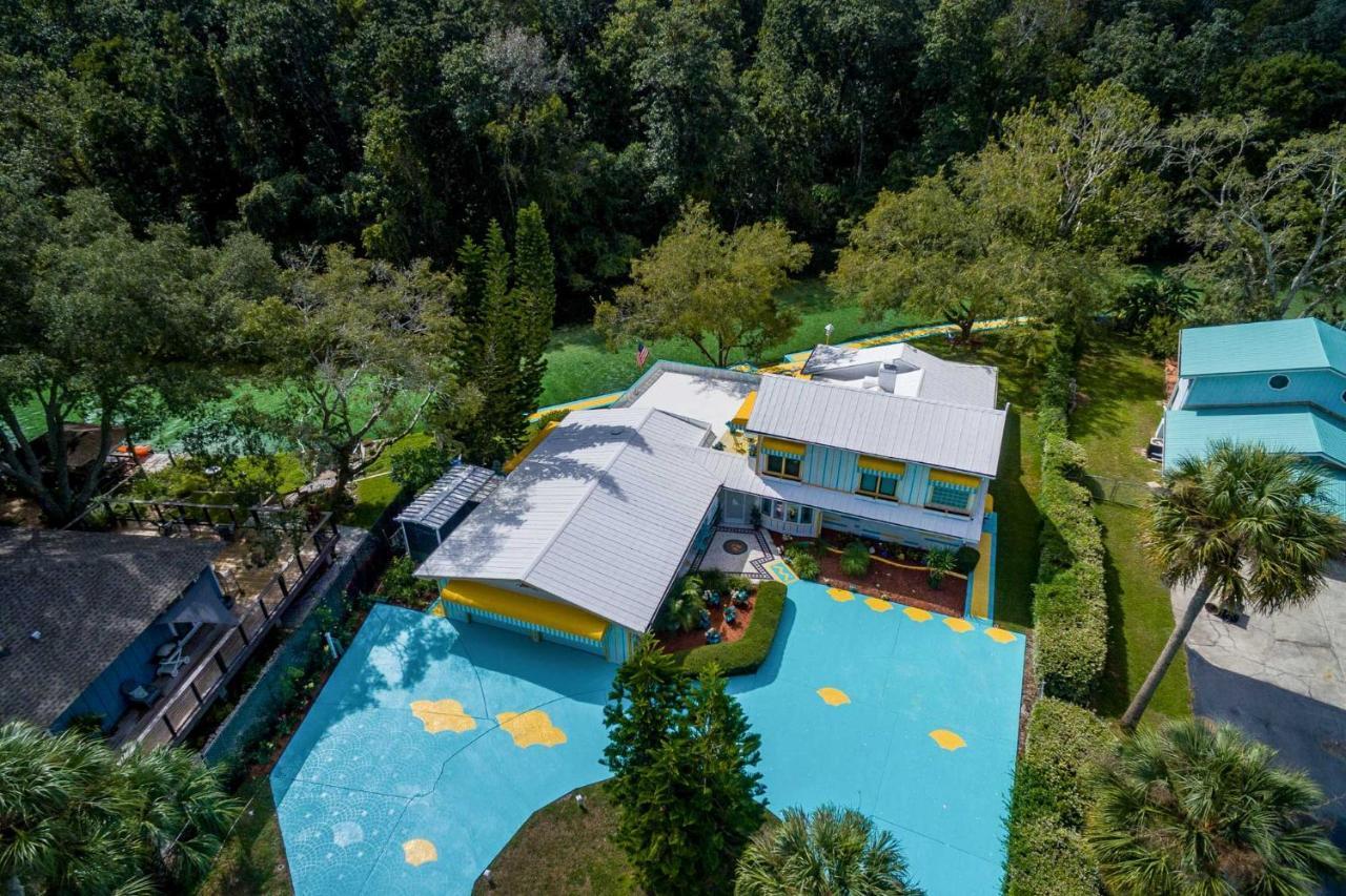 Apartamento Pams Mermaid House With Riverfront Yard And Lanai! Weeki Wachee Exterior foto